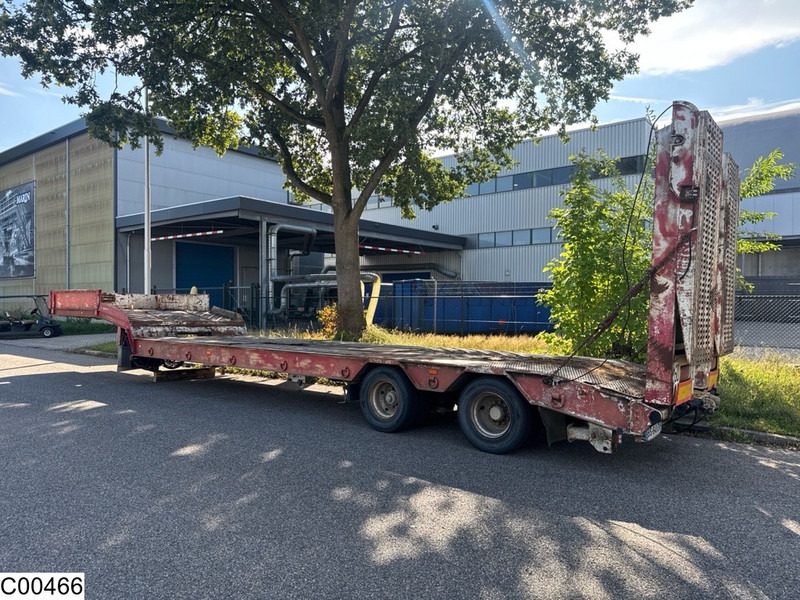 ROBUSTE semie 38.000 KG - סמיטריילר עם מטען נמוך: תמונה 3 ROBUSTE semie 38.000 KG - סמיטריילר עם מטען נמוך: תמונה 3