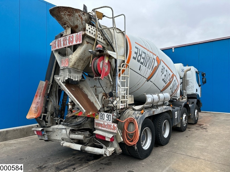 Renault Kerax 410 Dxi 8x4, EURO4, Cifa, 9m3, Remote - משאית מערבלת בטון: תמונה 4 Renault Kerax 410 Dxi 8x4, EURO4, Cifa, 9m3, Remote - משאית מערבלת בטון: תמונה 4