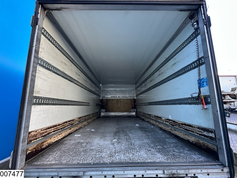 Renault Midlum 220 EURO 5 - משאית תיבה: תמונה 4 Renault Midlum 220 EURO 5 - משאית תיבה: תמונה 4