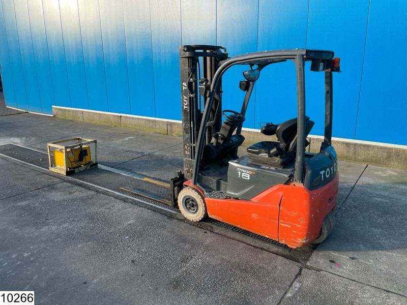 Toyota 8FBEKT18 1800KG, H 4.7M, 7764h, charger - מלגזה חשמלית: תמונה 4 Toyota 8FBEKT18 1800KG, H 4.7M, 7764h, charger - מלגזה חשמלית: תמונה 4