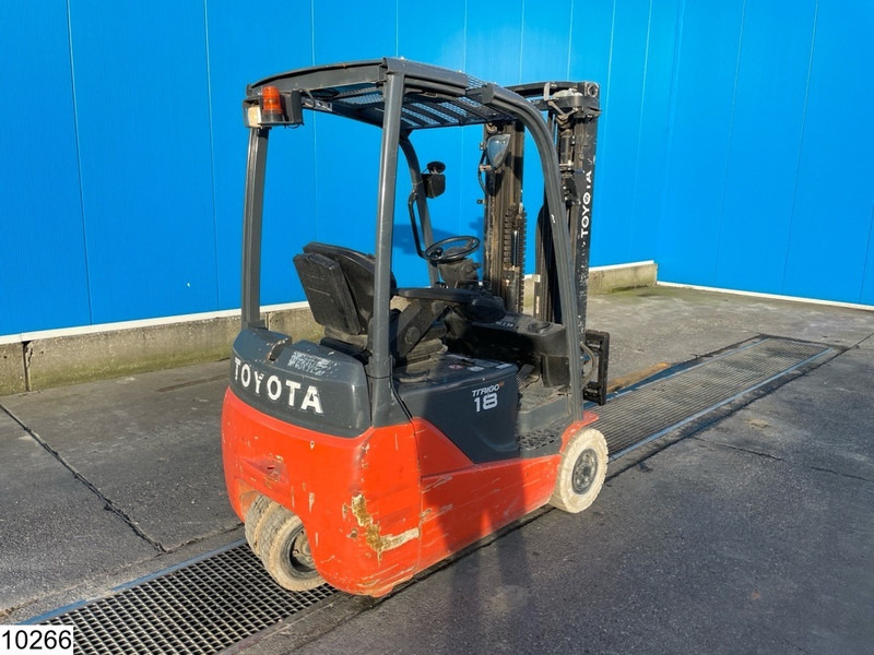 Toyota 8FBEKT18 1800KG, H 4.7M, 7764h, charger - מלגזה חשמלית: תמונה 2 Toyota 8FBEKT18 1800KG, H 4.7M, 7764h, charger - מלגזה חשמלית: תמונה 2