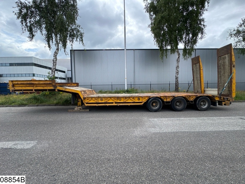 Trax Lowbed 53.000 KG - סמיטריילר עם מטען נמוך: תמונה 3 Trax Lowbed 53.000 KG - סמיטריילר עם מטען נמוך: תמונה 3