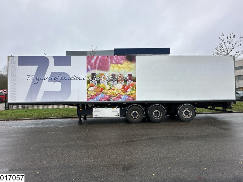 Van Eck Koel vries Mitsubishi - סמיטריילר עם קירור: תמונה 2 Van Eck Koel vries Mitsubishi - סמיטריילר עם קירור: תמונה 2