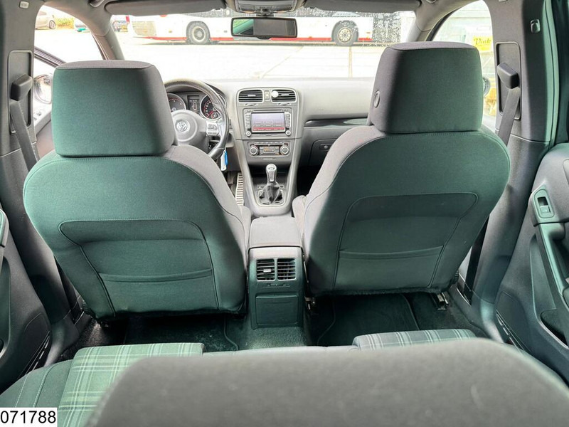 Volkswagen 2.0 TDI Golf 2.0 GTD - מכונית: תמונה 5 Volkswagen 2.0 TDI Golf 2.0 GTD - מכונית: תמונה 5