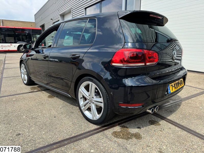 Volkswagen 2.0 TDI Golf 2.0 GTD - מכונית: תמונה 2 Volkswagen 2.0 TDI Golf 2.0 GTD - מכונית: תמונה 2
