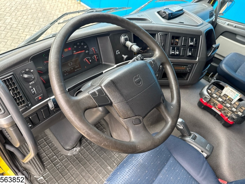 Volvo FM 420 6x2, EURO 5, Palfinger, Remote, Retarder - משאית צד נופל/ שטוחה, משאית מנוף: תמונה 5 Volvo FM 420 6x2, EURO 5, Palfinger, Remote, Retarder - משאית צד נופל/ שטוחה, משאית מנוף: תמונה 5