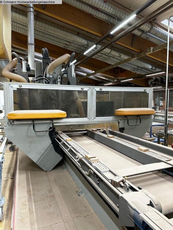 SCM Routech R 3000 - מרכז עיבוד CNC לעץ: תמונה 5 SCM Routech R 3000 - מרכז עיבוד CNC לעץ: תמונה 5