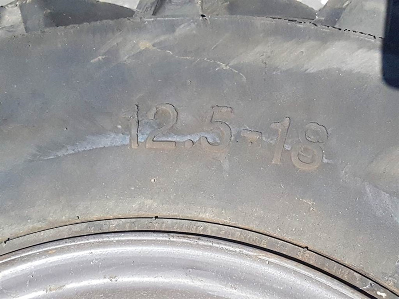 Ahlmann AS50-Solideal 12.5-18-Dunlop 12.5R18-Tire/Reifen - גלגלים וצמיגים עבור מכונת בנייה: תמונה 5 Ahlmann AS50-Solideal 12.5-18-Dunlop 12.5R18-Tire/Reifen - גלגלים וצמיגים עבור מכונת בנייה: תמונה 5