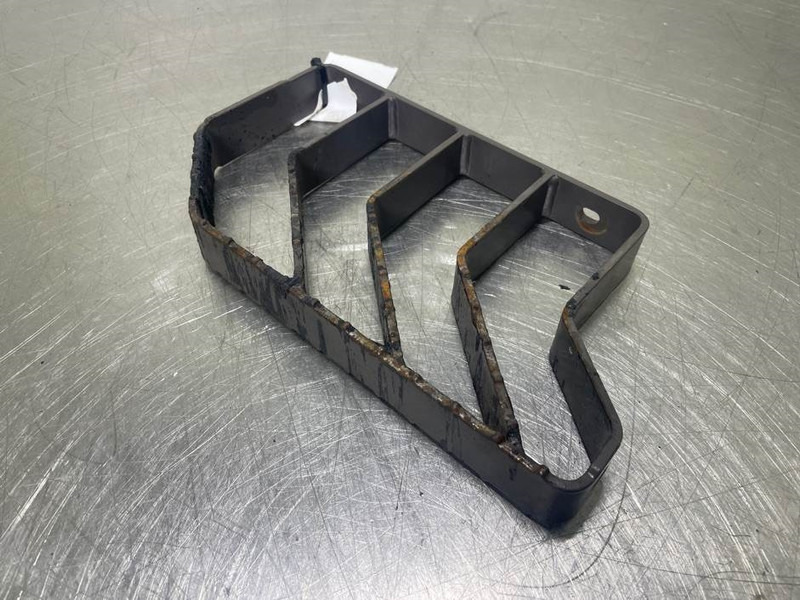 Ahlmann AS900-23119552-Stair panel/Trittstufen/Traptreden - מסגרת/ שלדה עבור מכונת בנייה: תמונה 1 Ahlmann AS900-23119552-Stair panel/Trittstufen/Traptreden - מסגרת/ שלדה עבור מכונת בנייה: תמונה 1