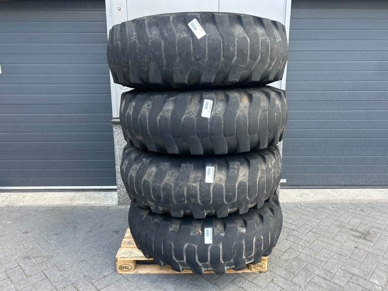 Ahlmann AZ14-CEAT 17.5-25-Tire/Reifen/Band - גלגלים וצמיגים עבור מכונת בנייה: תמונה 1 Ahlmann AZ14-CEAT 17.5-25-Tire/Reifen/Band - גלגלים וצמיגים עבור מכונת בנייה: תמונה 1