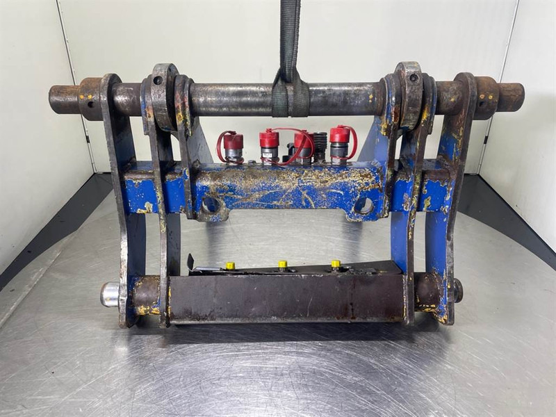 Ahlmann AZ150-Quick coupler/Schnellwechsler/Snelwissel - מצמד מהיר עבור מכונת בנייה: תמונה 1 Ahlmann AZ150-Quick coupler/Schnellwechsler/Snelwissel - מצמד מהיר עבור מכונת בנייה: תמונה 1