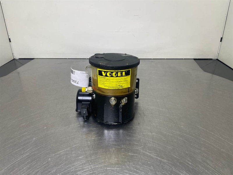 Ahlmann AZ150-Vogel KFG1-5+924 24V-Lubricating system - מסגרת/ שלדה עבור מכונת בנייה: תמונה 1 Ahlmann AZ150-Vogel KFG1-5+924 24V-Lubricating system - מסגרת/ שלדה עבור מכונת בנייה: תמונה 1