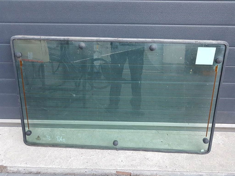 Ahlmann AZ210E-4106214A-Window/Scheibe/Ruit - תא ופנים הרכב עבור מכונת בנייה: תמונה 2 Ahlmann AZ210E-4106214A-Window/Scheibe/Ruit - תא ופנים הרכב עבור מכונת בנייה: תמונה 2