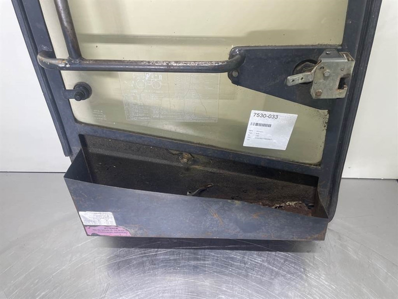 Ahlmann AZ6-4145329K-Door/Tür/Deur - תא ופנים הרכב עבור מכונת בנייה: תמונה 3 Ahlmann AZ6-4145329K-Door/Tür/Deur - תא ופנים הרכב עבור מכונת בנייה: תמונה 3