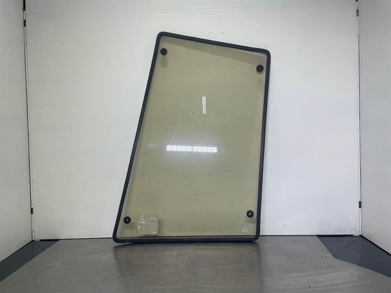 Ahlmann AZ6-4197784A-Window/Seitenscheibe/Ruit - תא ופנים הרכב עבור מכונת בנייה: תמונה 2 Ahlmann AZ6-4197784A-Window/Seitenscheibe/Ruit - תא ופנים הרכב עבור מכונת בנייה: תמונה 2