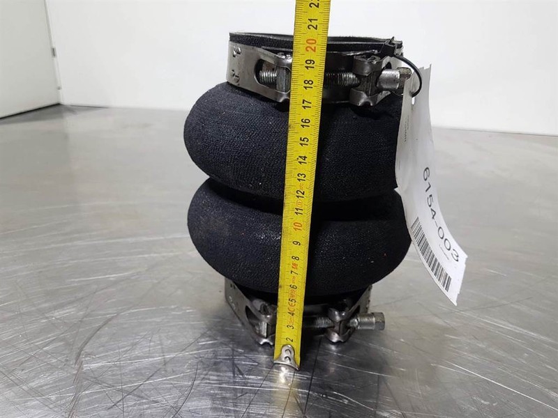 Atlas 1704MH - Air hose/Luftschläuch/Luchtslang - מנוע וחלקים עבור מכונת בנייה: תמונה 3 Atlas 1704MH - Air hose/Luftschläuch/Luchtslang - מנוע וחלקים עבור מכונת בנייה: תמונה 3