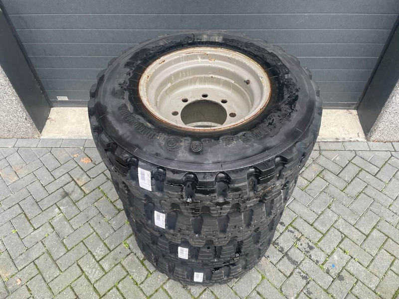 Atlas AR65-Continental 12.5R20-Tire/Reifen/Band - גלגלים וצמיגים עבור מכונת בנייה: תמונה 2 Atlas AR65-Continental 12.5R20-Tire/Reifen/Band - גלגלים וצמיגים עבור מכונת בנייה: תמונה 2