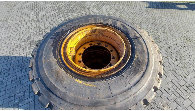 Case 521F-MTP 17.5R25-Tire/Reifen/Band - גלגלים וצמיגים עבור מכונת בנייה: תמונה 3 Case 521F-MTP 17.5R25-Tire/Reifen/Band - גלגלים וצמיגים עבור מכונת בנייה: תמונה 3