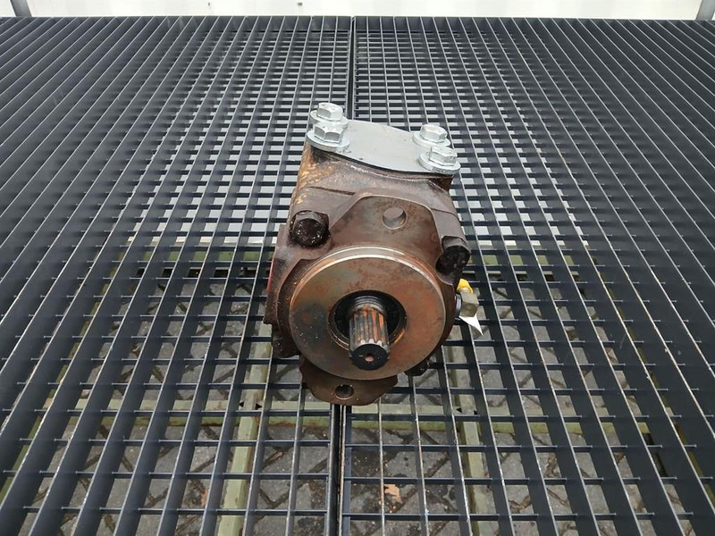 Case 821C-702810-Gearpump/Zahnradpumpe/Tandwielpomp - חלקי הידרוליקה עבור מכונת בנייה: תמונה 2 Case 821C-702810-Gearpump/Zahnradpumpe/Tandwielpomp - חלקי הידרוליקה עבור מכונת בנייה: תמונה 2