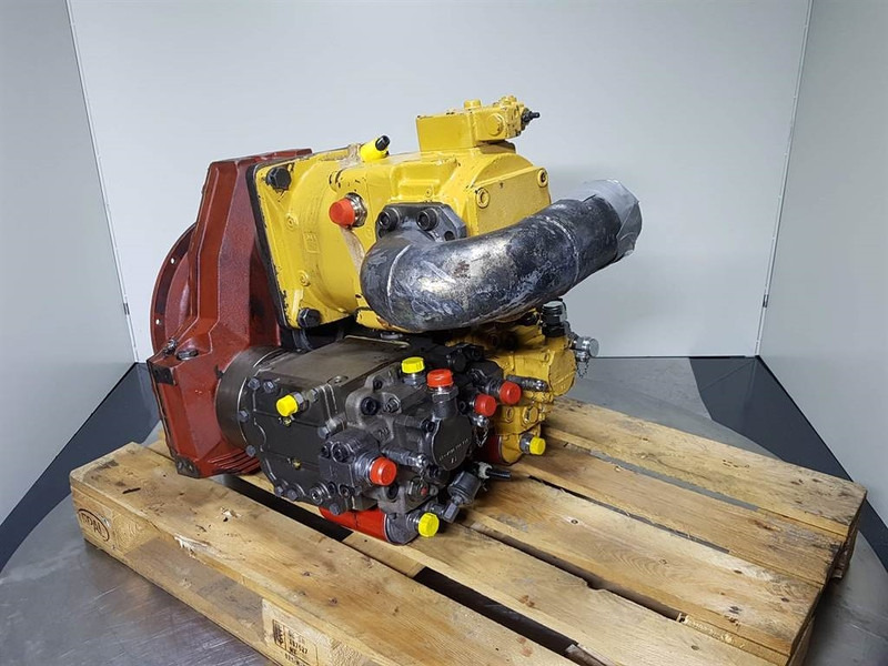 Cat 580B / Ecolog 580 - Transmission/Getriebe - תיבת הילוכים וחלקים עבור מכונת בנייה: תמונה 3 Cat 580B / Ecolog 580 - Transmission/Getriebe - תיבת הילוכים וחלקים עבור מכונת בנייה: תמונה 3