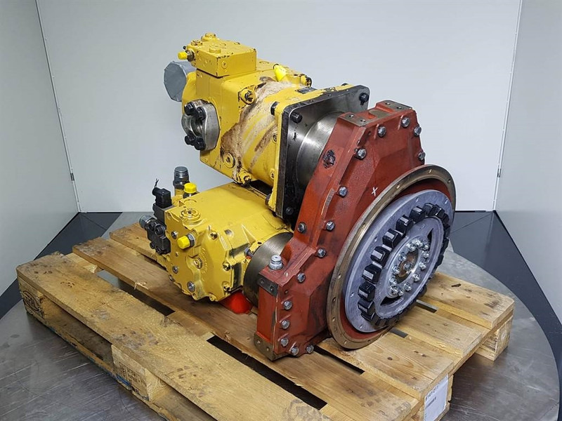 Cat 580B / Ecolog 580 - Transmission/Getriebe - תיבת הילוכים וחלקים עבור מכונת בנייה: תמונה 1 Cat 580B / Ecolog 580 - Transmission/Getriebe - תיבת הילוכים וחלקים עבור מכונת בנייה: תמונה 1