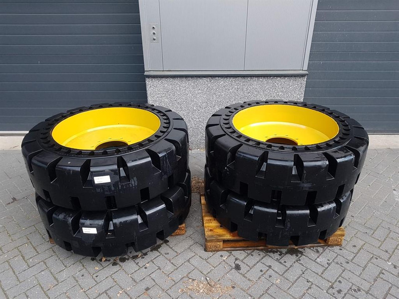 Cat 910/914 - 447-1131 - Tyre/Reifen/Band - גלגלים וצמיגים עבור מכונת בנייה: תמונה 2 Cat 910/914 - 447-1131 - Tyre/Reifen/Band - גלגלים וצמיגים עבור מכונת בנייה: תמונה 2