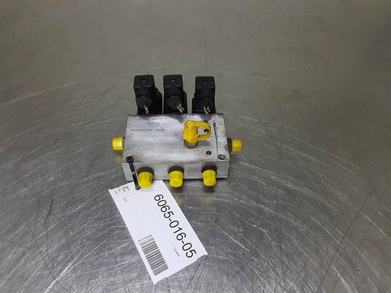 Comatrol 89.02.236.1.9 - Valve/Ventile/Ventiel - חלקי הידרוליקה עבור מכונת בנייה: תמונה 2 Comatrol 89.02.236.1.9 - Valve/Ventile/Ventiel - חלקי הידרוליקה עבור מכונת בנייה: תמונה 2