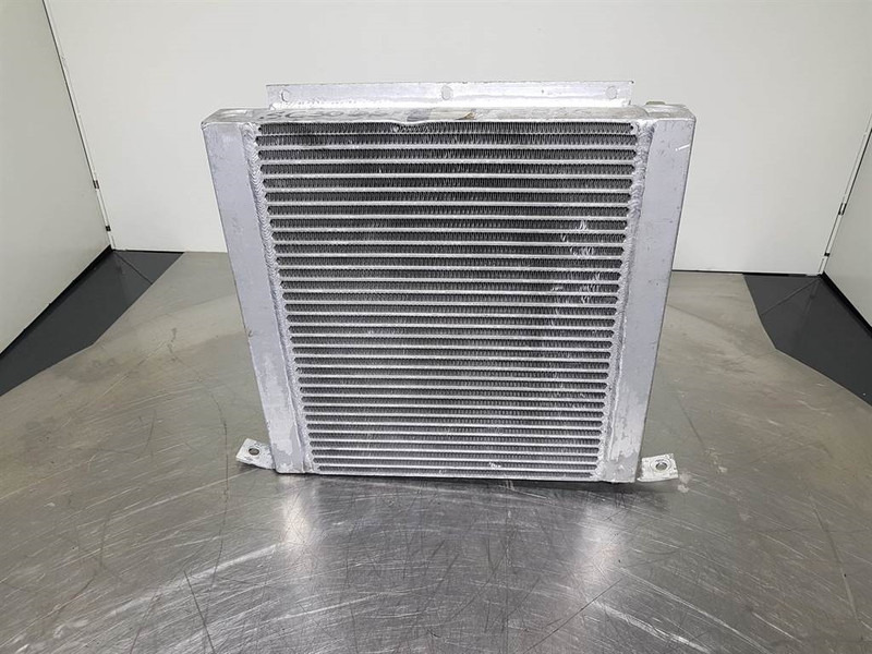 Demag SC30DS-Cooler/Kühler/Koeler - מנוע וחלקים עבור מכונת בנייה: תמונה 3 Demag SC30DS-Cooler/Kühler/Koeler - מנוע וחלקים עבור מכונת בנייה: תמונה 3