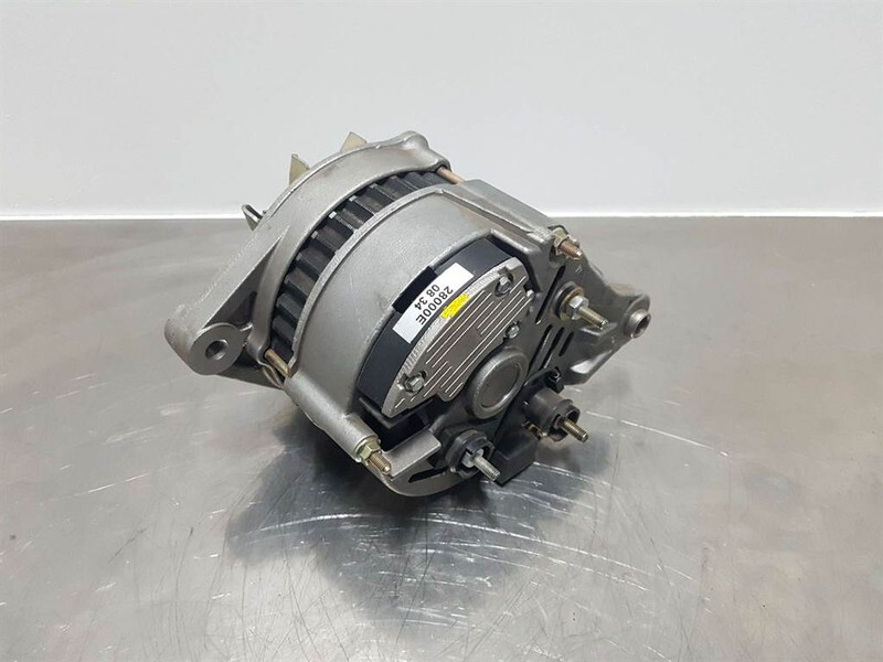 Hitachi 14V 55A-Alternator/Lichtmaschine/Dynamo - מנוע עבור מכונת בנייה: תמונה 4 Hitachi 14V 55A-Alternator/Lichtmaschine/Dynamo - מנוע עבור מכונת בנייה: תמונה 4