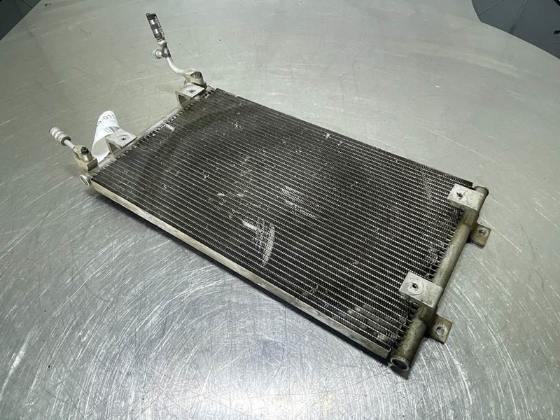 Hyundai HL757-7A-A2W01133-Airco condenser/Klimakondensator - מסגרת/ שלדה עבור מכונת בנייה: תמונה 5 Hyundai HL757-7A-A2W01133-Airco condenser/Klimakondensator - מסגרת/ שלדה עבור מכונת בנייה: תמונה 5