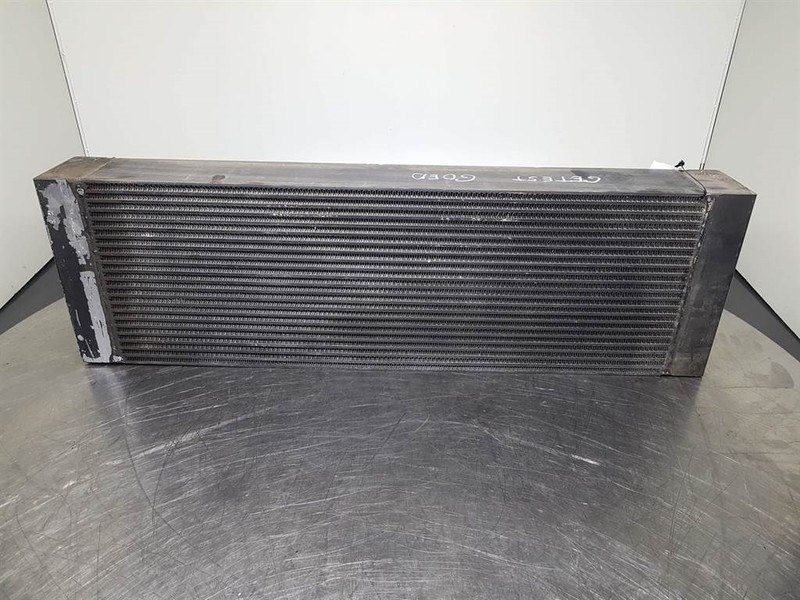 JCB 426E AGRI HT - Cooler/Kühler/Koeler - מנוע וחלקים עבור מכונת בנייה: תמונה 3 JCB 426E AGRI HT - Cooler/Kühler/Koeler - מנוע וחלקים עבור מכונת בנייה: תמונה 3