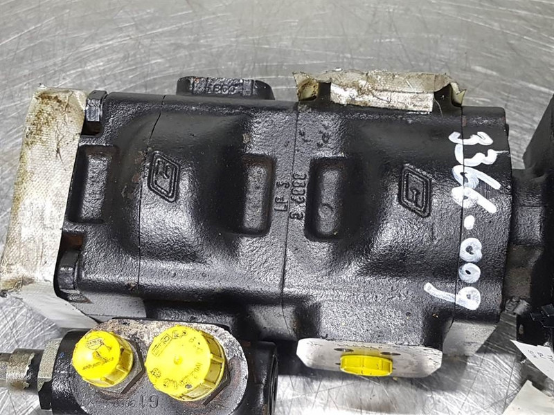 JCB -Commercial-Gearpump/Zahnradpumpe/Tandwielpomp - חלקי הידרוליקה: תמונה 5 JCB -Commercial-Gearpump/Zahnradpumpe/Tandwielpomp - חלקי הידרוליקה: תמונה 5