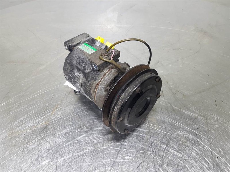Komatsu WA320-5H-Denso 10S15C-Compressor/Kompressor/Airco - מדחס מזגן עבור מכונת בנייה: תמונה 2 Komatsu WA320-5H-Denso 10S15C-Compressor/Kompressor/Airco - מדחס מזגן עבור מכונת בנייה: תמונה 2