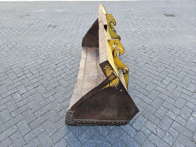 Kramer 512SL - Bucket/Schaufel/Dichte bak - דלי עבור מכונת בנייה: תמונה 3 Kramer 512SL - Bucket/Schaufel/Dichte bak - דלי עבור מכונת בנייה: תמונה 3