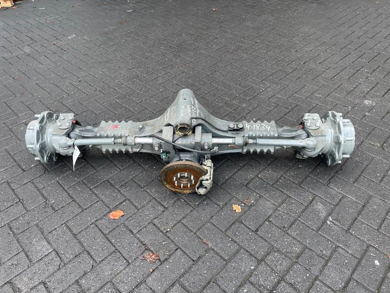 Kramer - Wacker Neuson 1000446486-Carraro 560140-Axle - סרן וחלקים עבור מכונת בנייה: תמונה 1 Kramer - Wacker Neuson 1000446486-Carraro 560140-Axle - סרן וחלקים עבור מכונת בנייה: תמונה 1