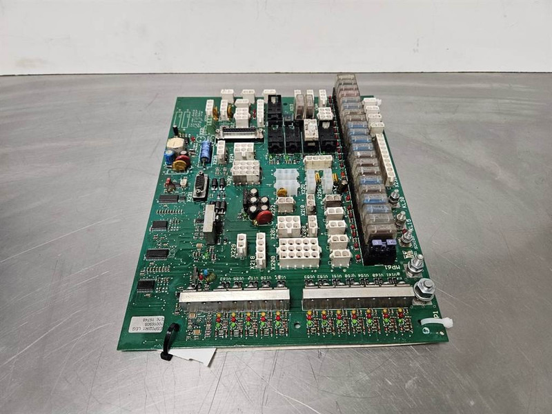 Liebherr A904C-10016905-ECU/Control box/Steuermodul - מערכת חשמל עבור מכונת בנייה: תמונה 2 Liebherr A904C-10016905-ECU/Control box/Steuermodul - מערכת חשמל עבור מכונת בנייה: תמונה 2