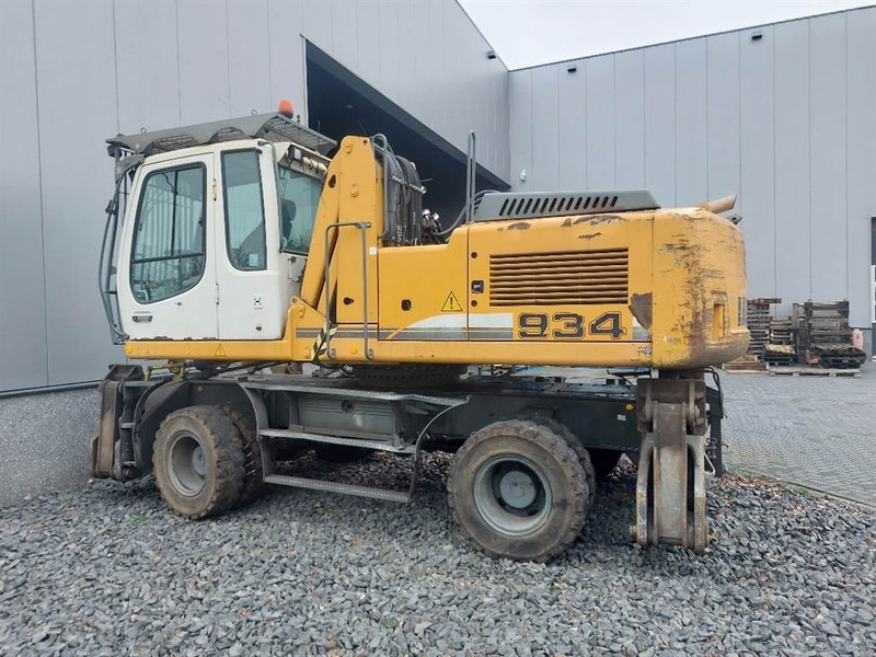 Liebherr A934C - (For parts) - מטפל בפסולת/ תעשייתי: תמונה 1 Liebherr A934C - (For parts) - מטפל בפסולת/ תעשייתי: תמונה 1
