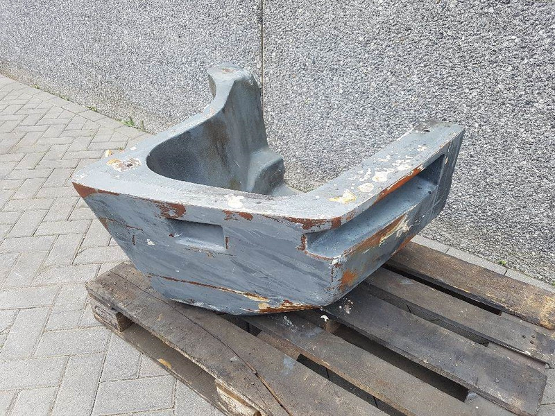 Liebherr L514 - 8925057 - Counterweight/Heckgewicht - מסגרת/ שלדה: תמונה 1 Liebherr L514 - 8925057 - Counterweight/Heckgewicht - מסגרת/ שלדה: תמונה 1