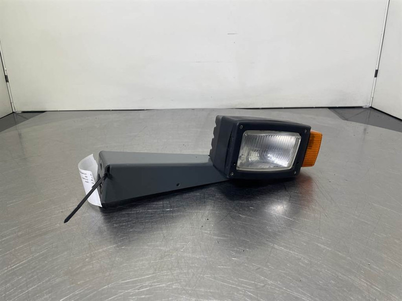 Liebherr L514 Speeder-6905528-Light/Leuchte/Verlichting - מערכת חשמל עבור מכונת בנייה: תמונה 1 Liebherr L514 Speeder-6905528-Light/Leuchte/Verlichting - מערכת חשמל עבור מכונת בנייה: תמונה 1