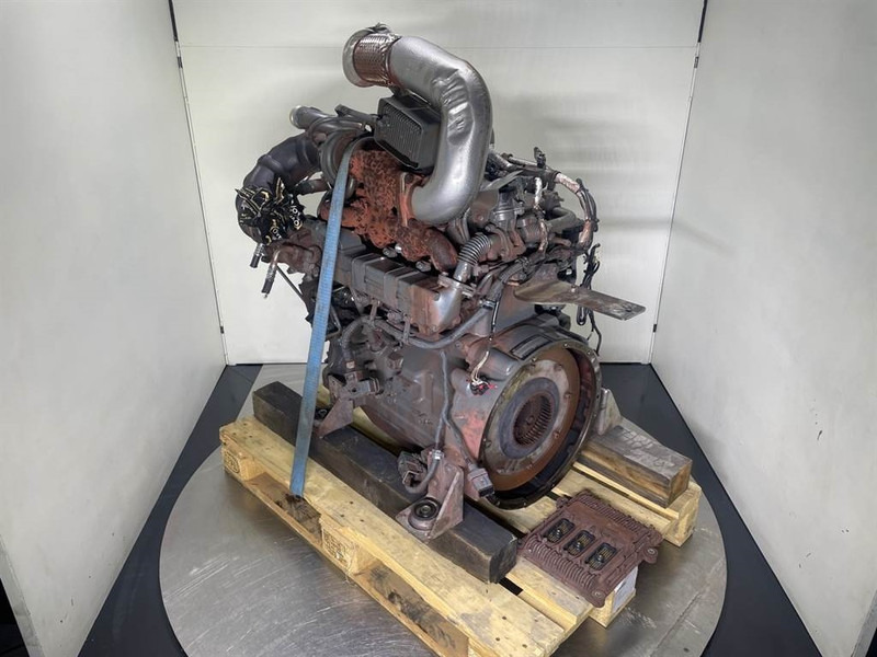 Liebherr L524-10816848-John Deere 4045HFL92-Engine/Motor - מנוע עבור מכונת בנייה: תמונה 3 Liebherr L524-10816848-John Deere 4045HFL92-Engine/Motor - מנוע עבור מכונת בנייה: תמונה 3