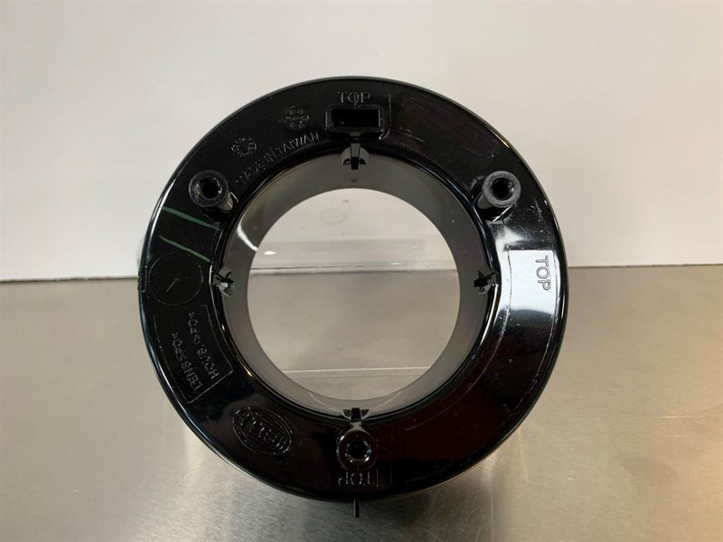 Liebherr LH - 10665277 - Light/Leuchte/Verlichting - אורות/ תאורה עבור מכונת בנייה: תמונה 2 Liebherr LH - 10665277 - Light/Leuchte/Verlichting - אורות/ תאורה עבור מכונת בנייה: תמונה 2