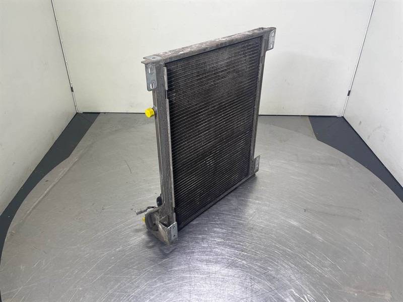 Liebherr LH24M-10813515-Airco condenser/Klimakondensator/ - מסגרת/ שלדה עבור מכונת בנייה: תמונה 5 Liebherr LH24M-10813515-Airco condenser/Klimakondensator/ - מסגרת/ שלדה עבור מכונת בנייה: תמונה 5