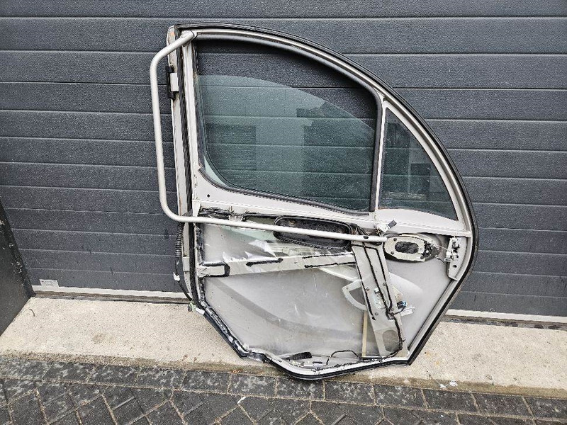 Manitou MLT737-130PS+ - Door/Tür/Deur - תא ופנים הרכב עבור מכונת בנייה: תמונה 3 Manitou MLT737-130PS+ - Door/Tür/Deur - תא ופנים הרכב עבור מכונת בנייה: תמונה 3