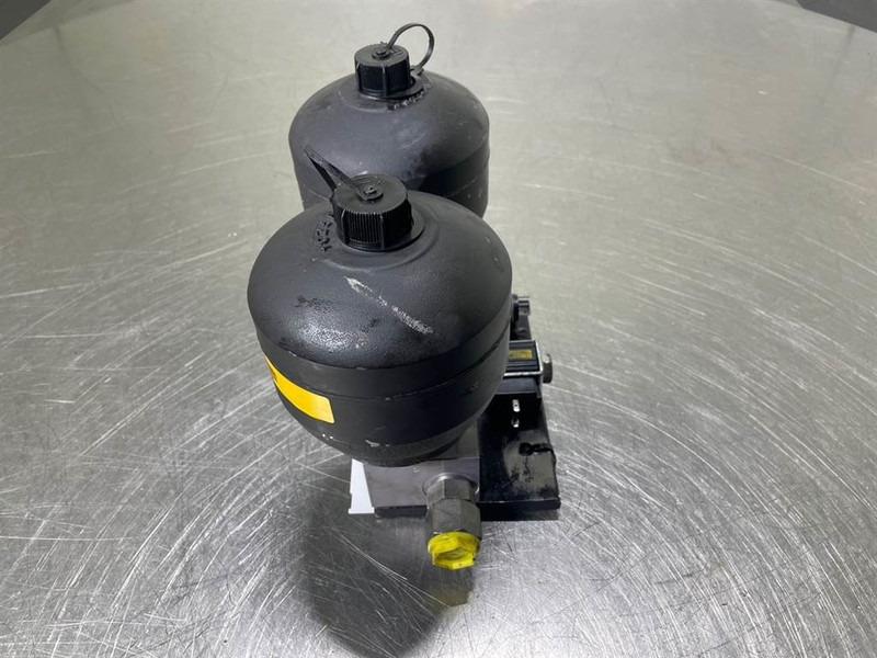 Mecalac 12MTX-4108214A-Stabilising module - חלקי הידרוליקה עבור מכונת בנייה: תמונה 3 Mecalac 12MTX-4108214A-Stabilising module - חלקי הידרוליקה עבור מכונת בנייה: תמונה 3