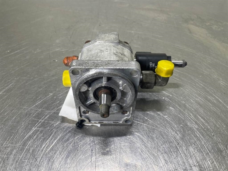 Mecalac 12MTX-5370584-Koelvin motor - חלקי הידרוליקה עבור מכונת בנייה: תמונה 1 Mecalac 12MTX-5370584-Koelvin motor - חלקי הידרוליקה עבור מכונת בנייה: תמונה 1