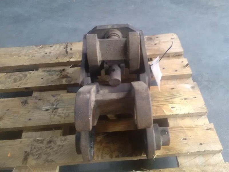 NADO Excomat NE 565 - Bobcat - Quick coupler - מצמד מהיר: תמונה 2 NADO Excomat NE 565 - Bobcat - Quick coupler - מצמד מהיר: תמונה 2