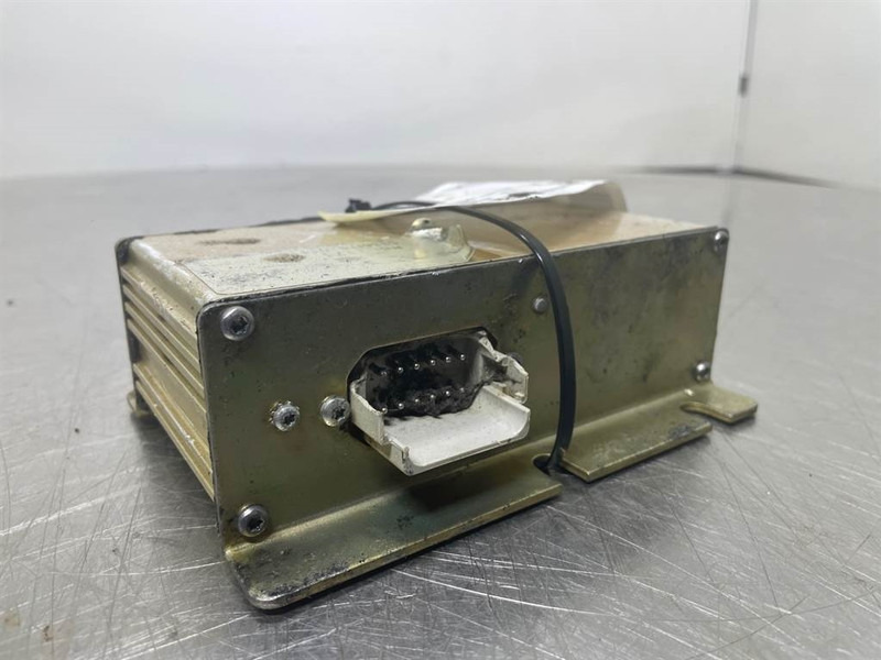 New Holland W110C-CNH 8603171-ECU/Control box/Steuermodul - מערכת חשמל עבור מכונת בנייה: תמונה 2 New Holland W110C-CNH 8603171-ECU/Control box/Steuermodul - מערכת חשמל עבור מכונת בנייה: תמונה 2