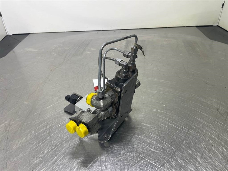 New Holland W110C - Priority valve/Prioritaetsventil - חלקי הידרוליקה עבור מכונת בנייה: תמונה 3 New Holland W110C - Priority valve/Prioritaetsventil - חלקי הידרוליקה עבור מכונת בנייה: תמונה 3