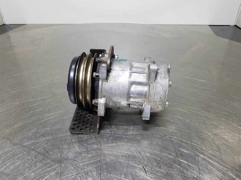 SANDEN SD7H15-6035-Compressor/Kompressor/Aircopomp - מדחס מזגן עבור מכונת בנייה: תמונה 2 SANDEN SD7H15-6035-Compressor/Kompressor/Aircopomp - מדחס מזגן עבור מכונת בנייה: תמונה 2