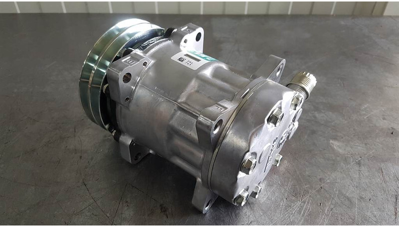 SANDEN SD7H15-S8220-Compressor/Kompressor/Aircopom - מדחס מזגן עבור מכונת בנייה: תמונה 2 SANDEN SD7H15-S8220-Compressor/Kompressor/Aircopom - מדחס מזגן עבור מכונת בנייה: תמונה 2